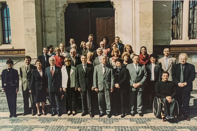 2001